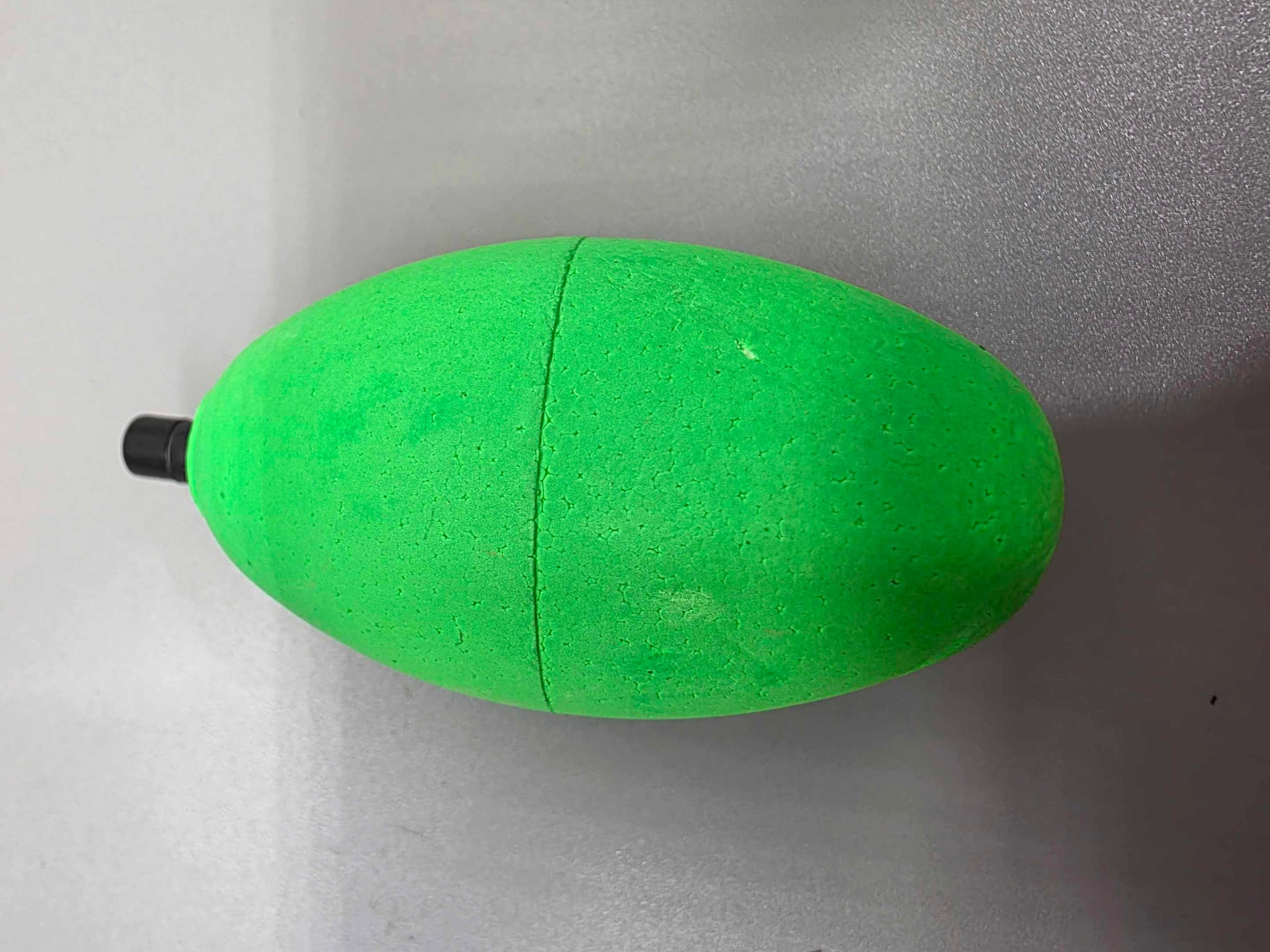 Comal Oval Floats 2" or 2.5" with peg Non-Slotted