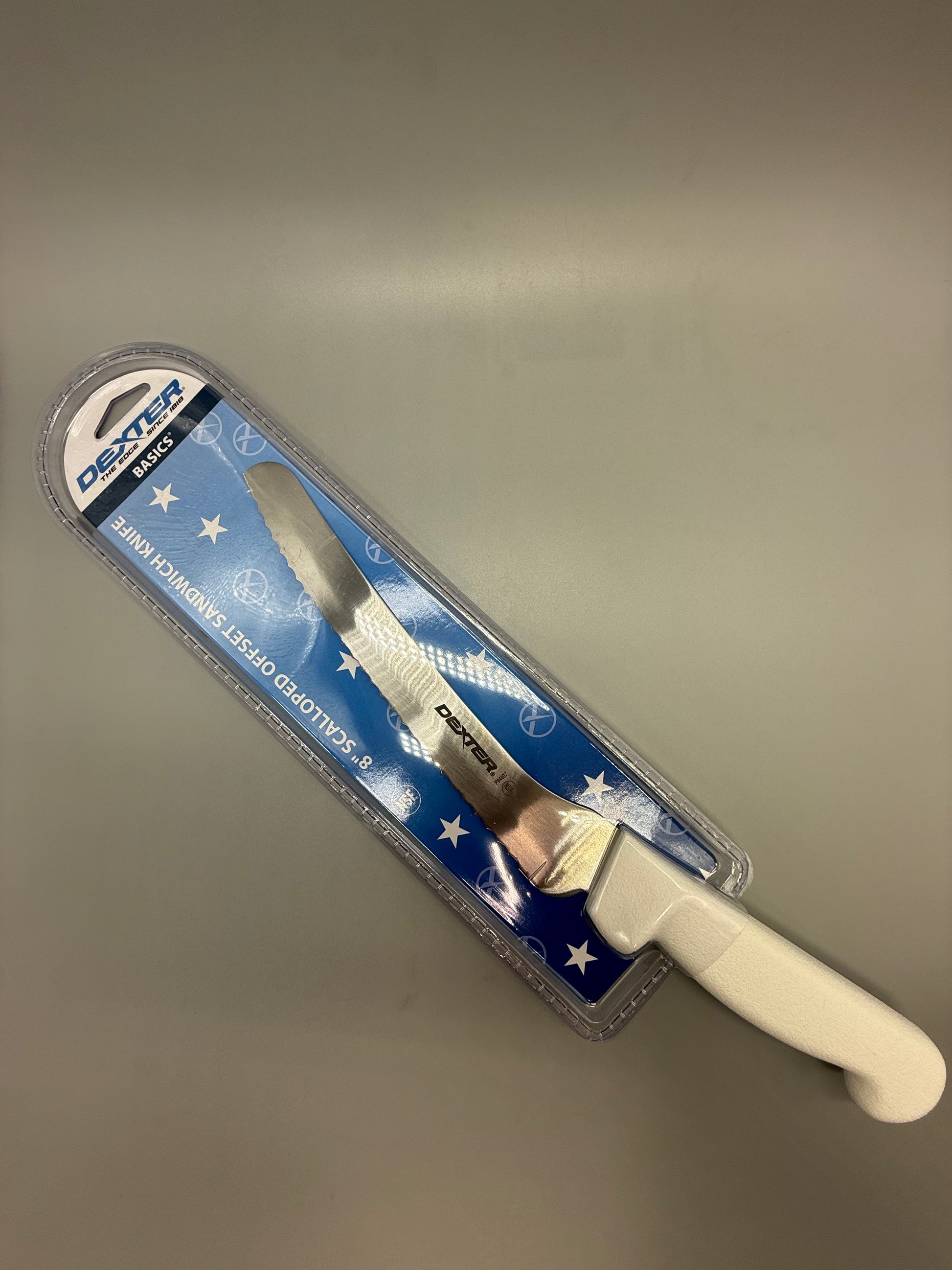 Dexter 8" Scalloped Offset Sandwich Knife Serrated