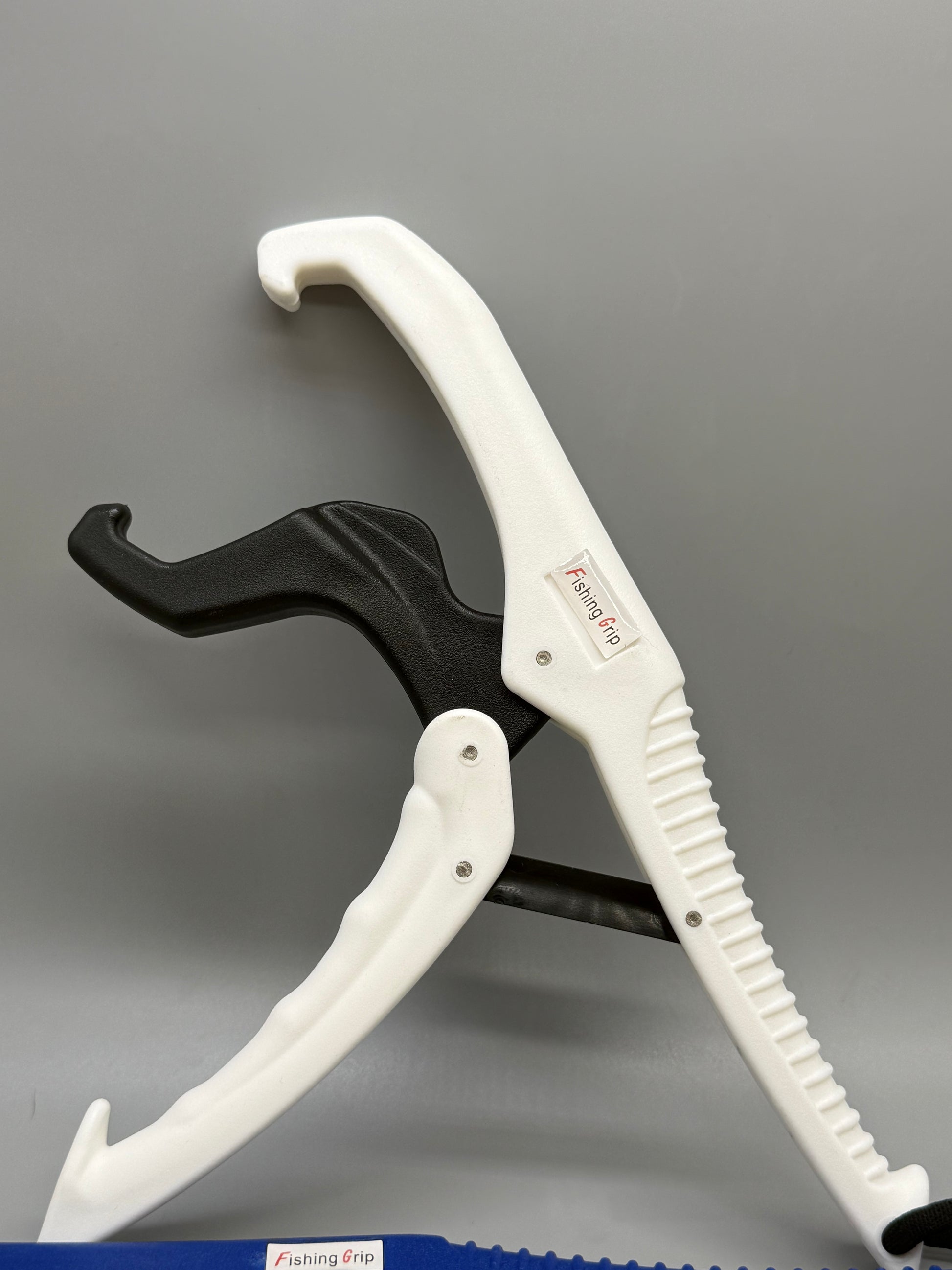 Plastic 9" Fishing Grips