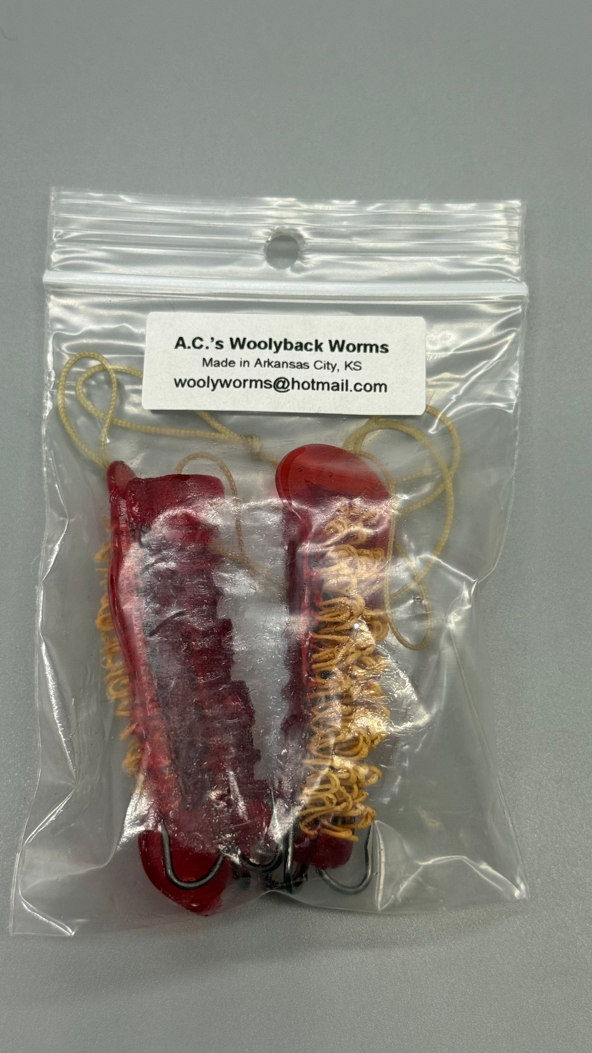 A.C.'s Woolyback Worms Dip Bait Holder
