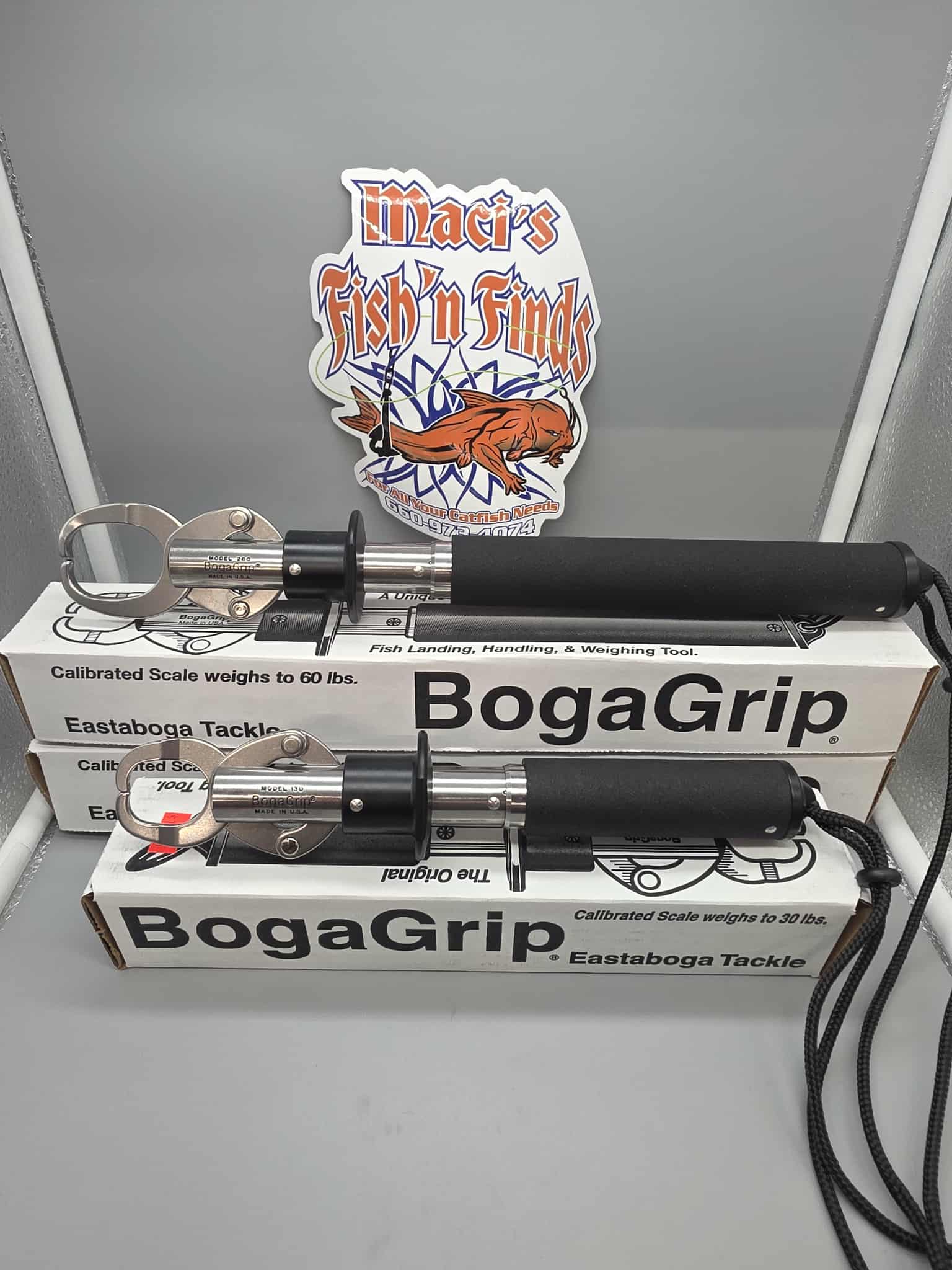 Boga Grip model 130 or 260 fish grip w/scale