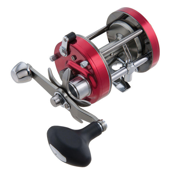 Abu Garcia 7000 C Round baitcast reel right hand