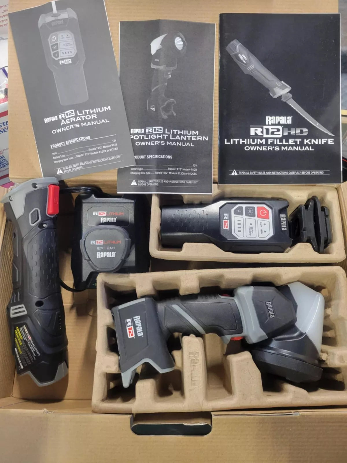 Rapala R12FKSLLAK R12 Lithium Tool Kit Fillet, Lantern, Aerator, Battery, Charger